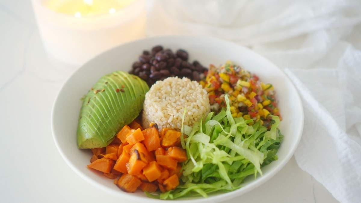 A gut-healthy burrito bowl with plenty of fiber